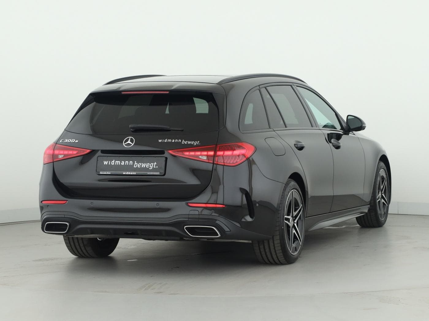 Mercedes-Benz C 300 e T-Modell mit EQ Hybrid Technologie Bild 2