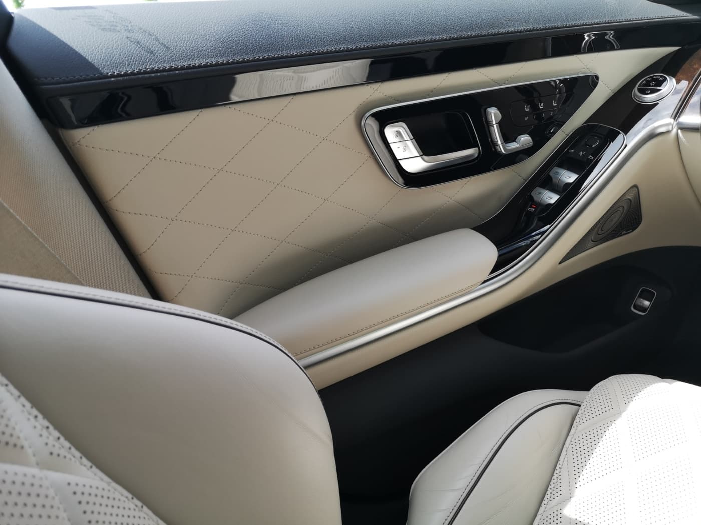 Mercedes-Benz S 580 e 4M Bild 18