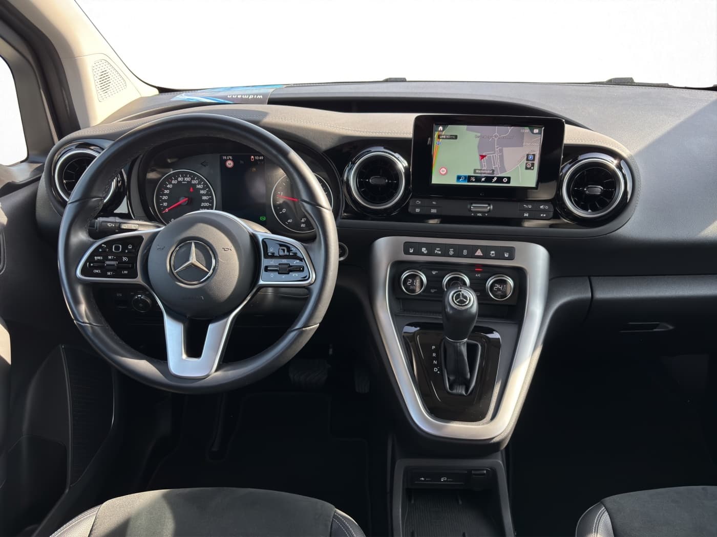 Mercedes-Benz T 180 d PROGRESSIVE Standard Bild 9