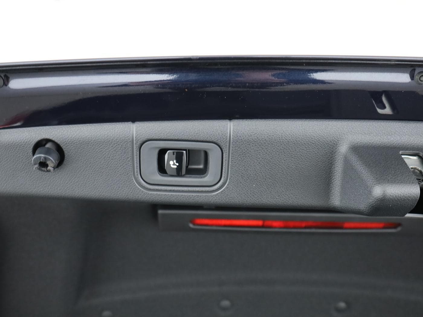 Mercedes-Benz E 220 d Bild 24