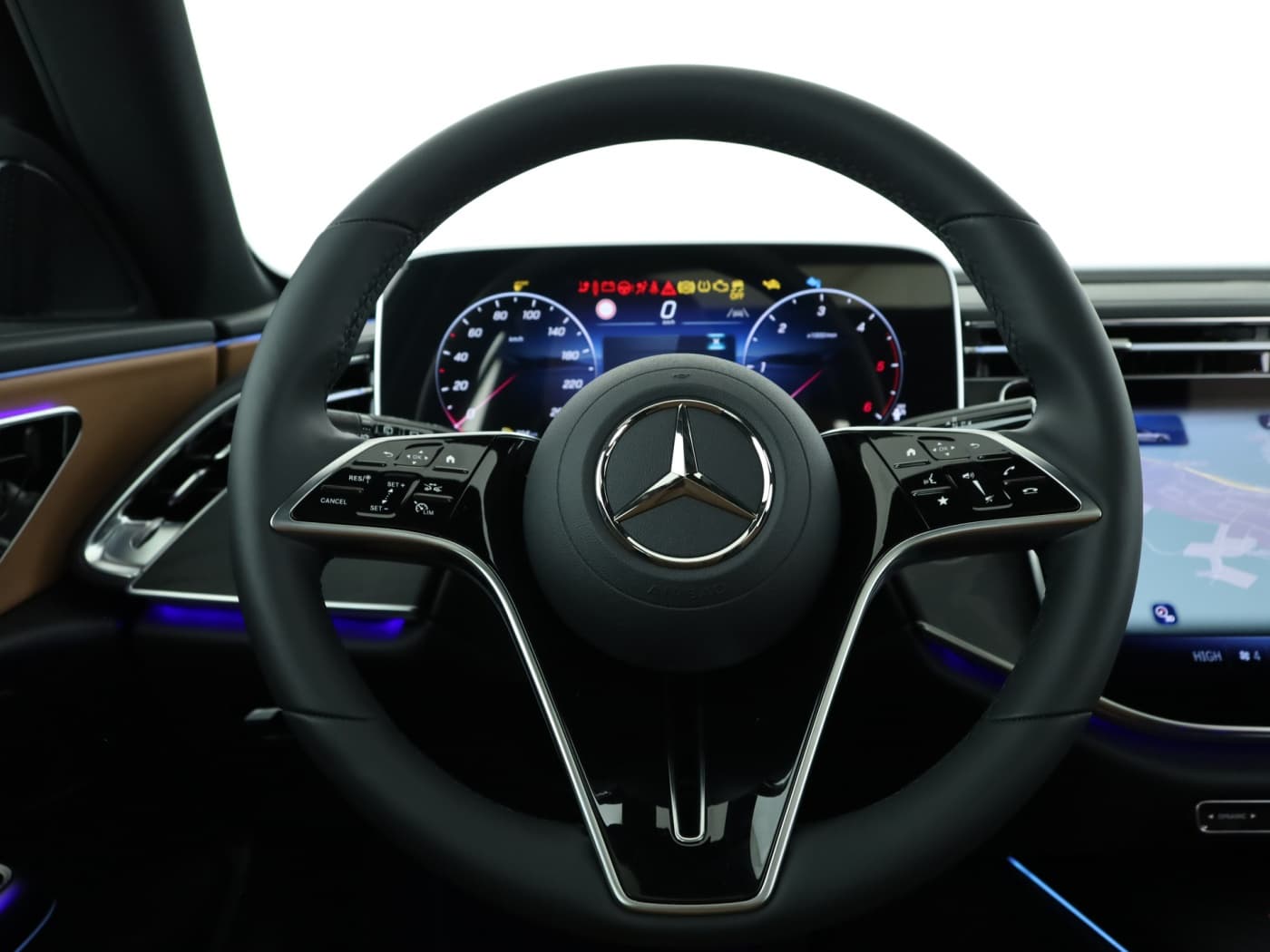 Mercedes-Benz E 200 d Bild 11