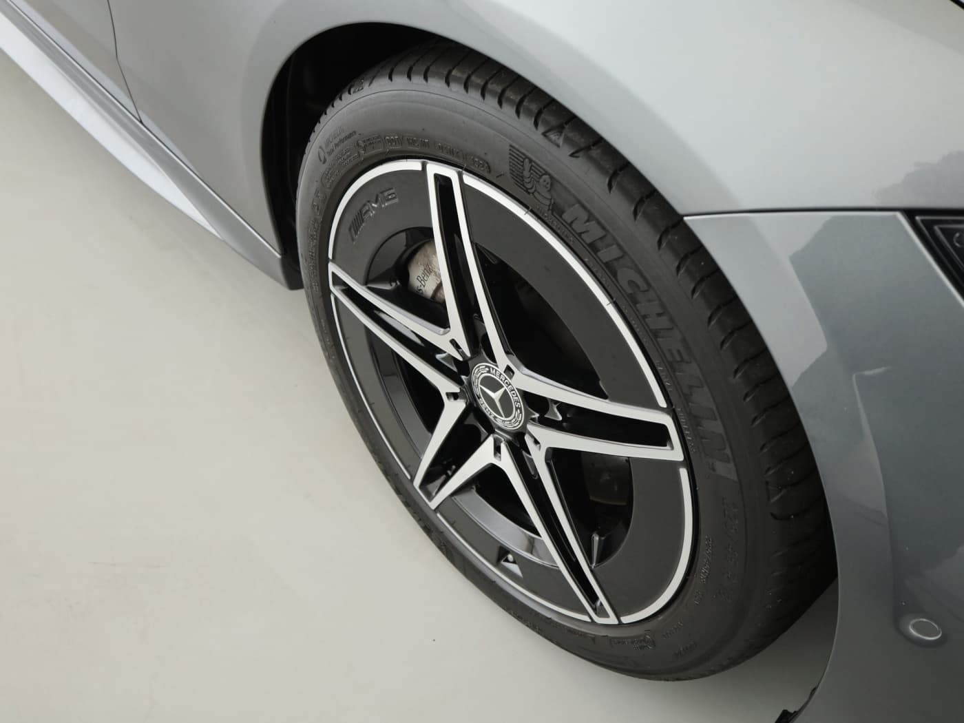 Mercedes-Benz C 300 d Bild 22
