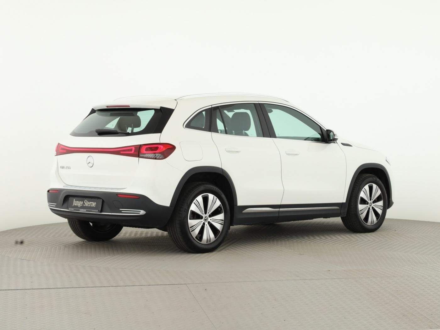 Mercedes-Benz EQA 250 Bild 6