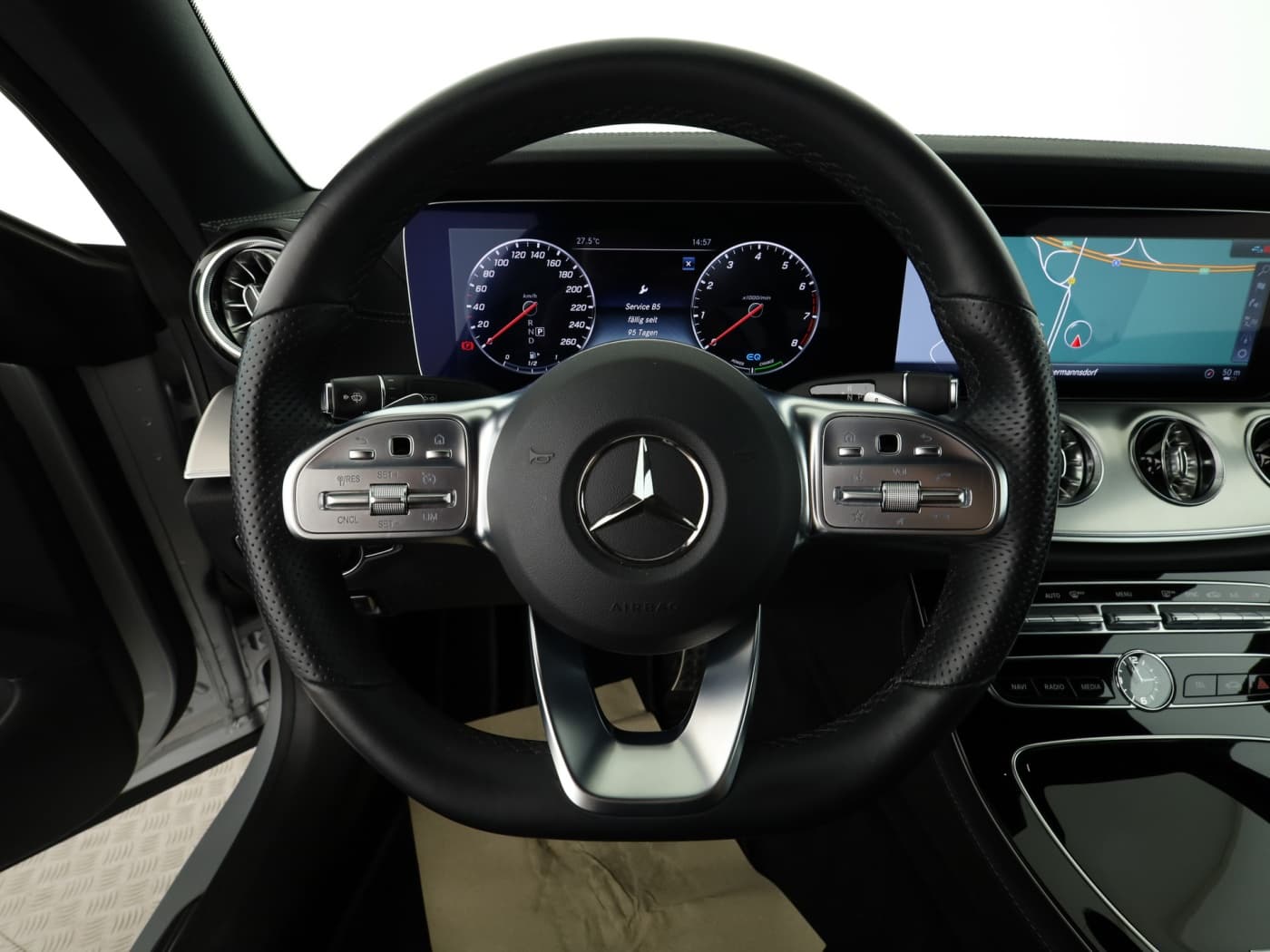 Mercedes-Benz E 200 4M Coup Bild 11