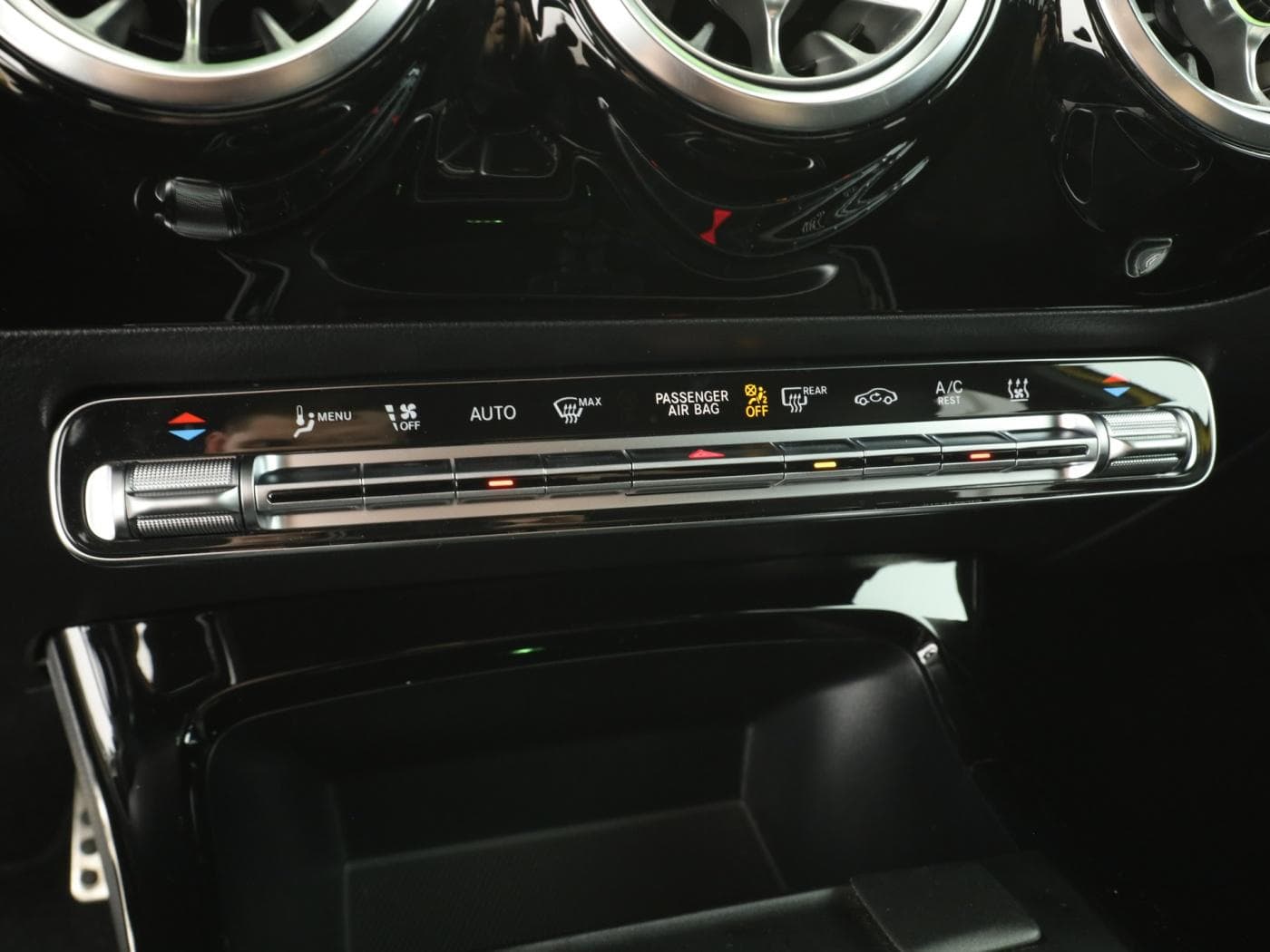 Mercedes-Benz A 250 4M Bild 14