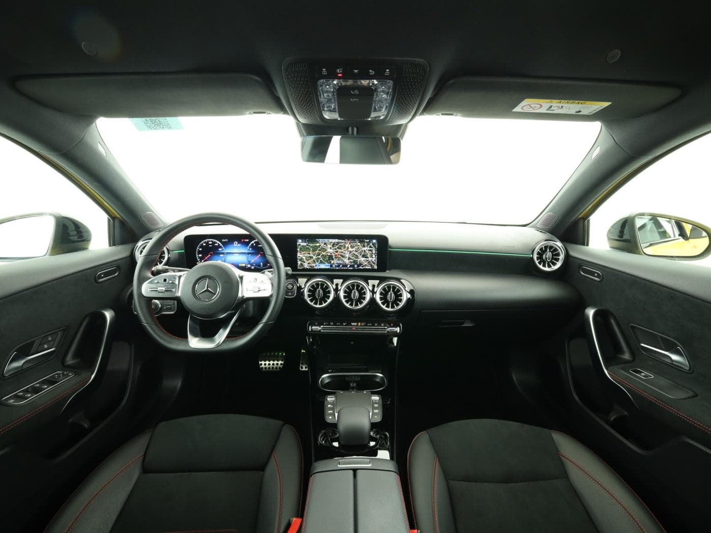 Mercedes-Benz A 250 4M Bild 19