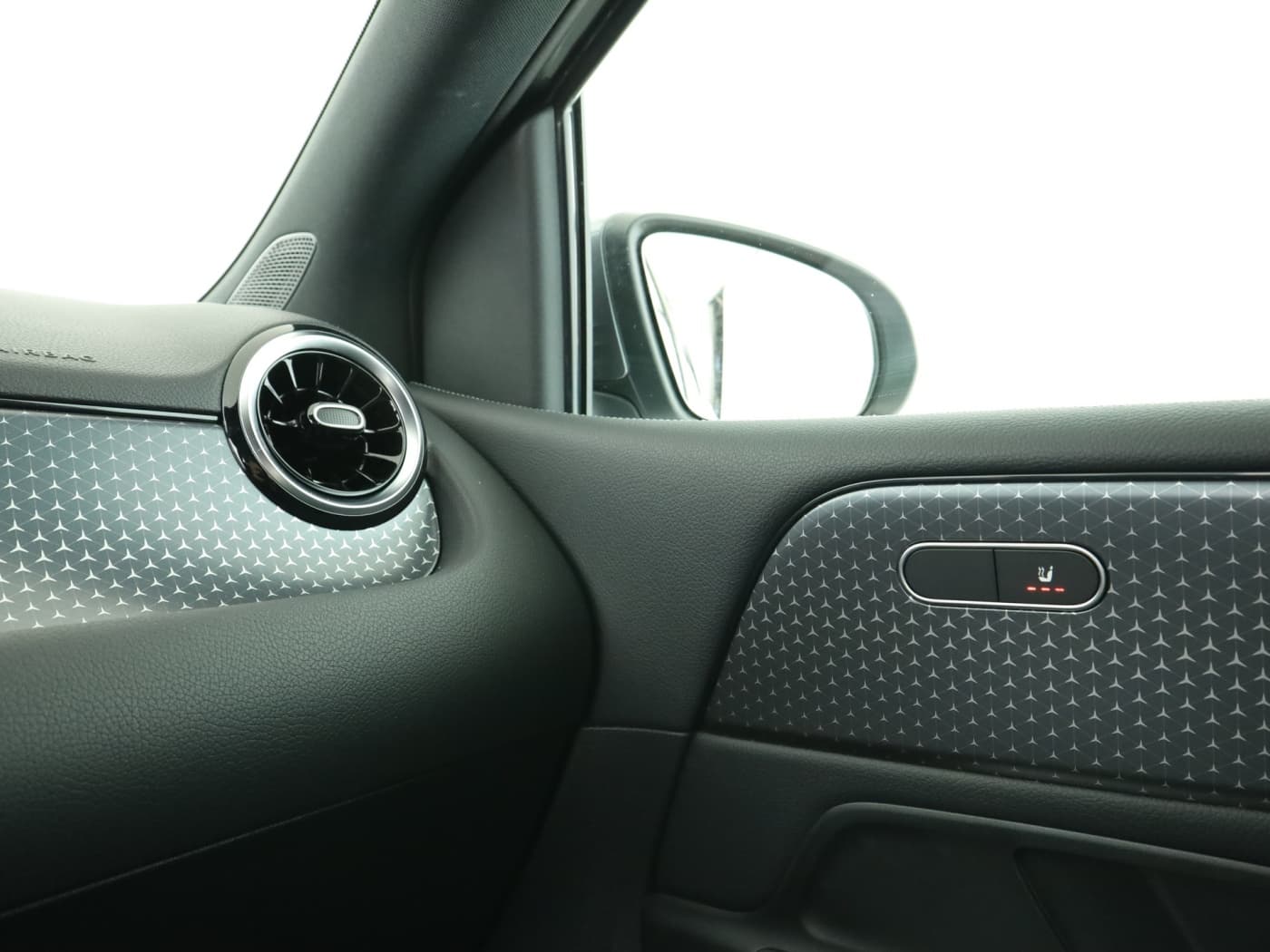 Mercedes-Benz B 180 Bild 16