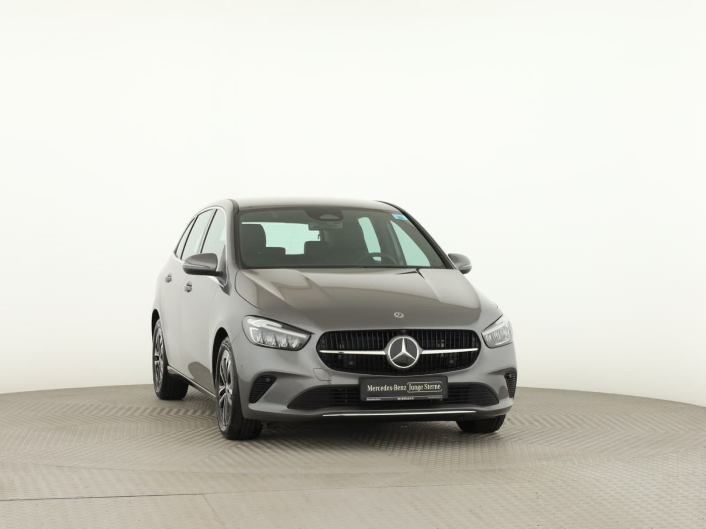 Mercedes-Benz B 180 Bild 3