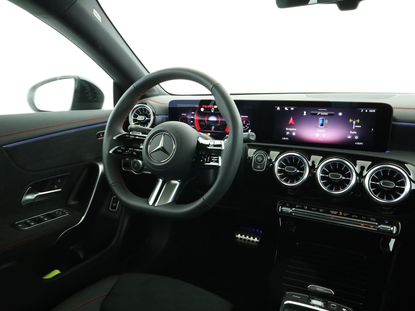Mercedes-Benz CLA 180 Coup Bild 10