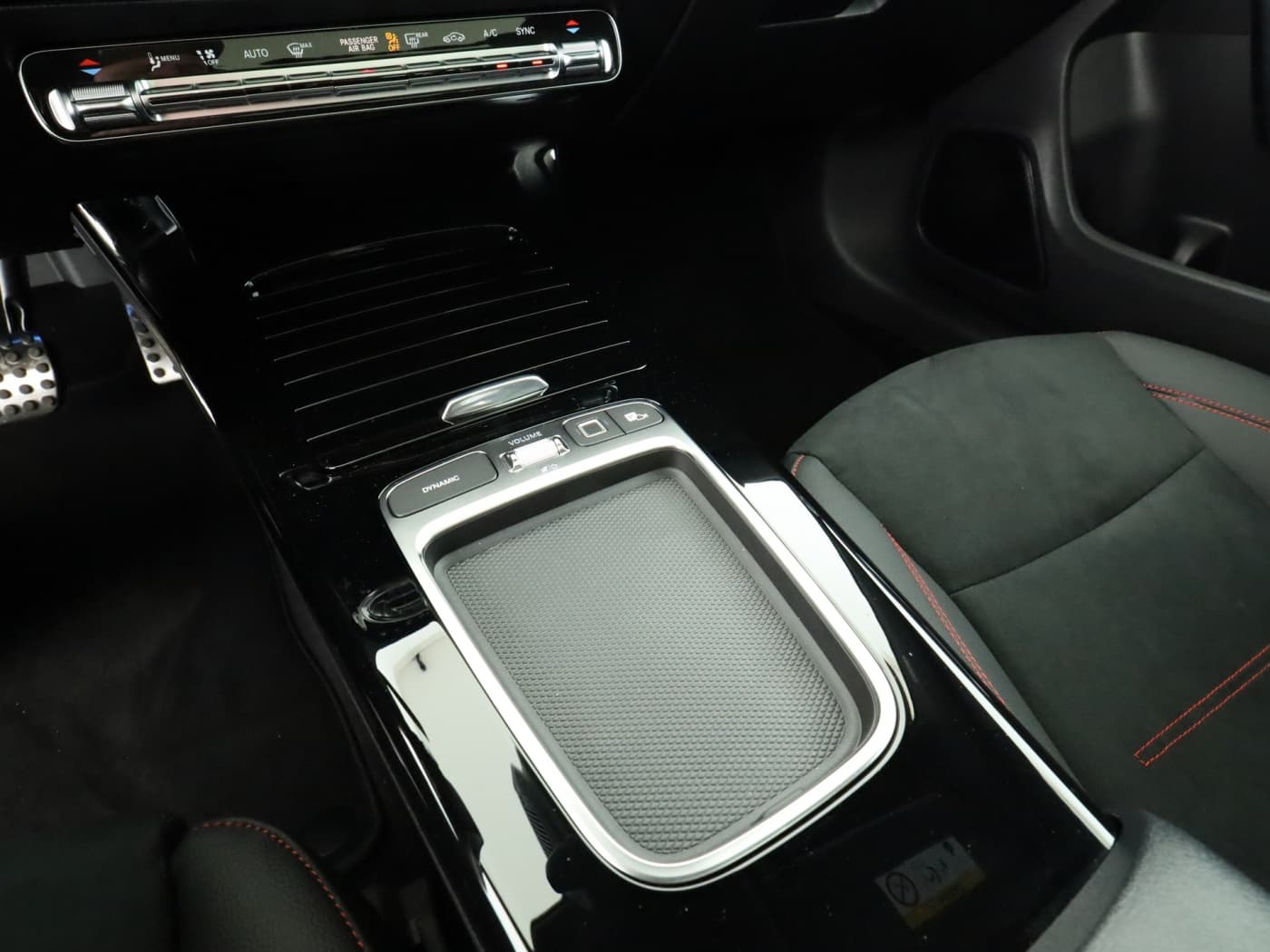Mercedes-Benz CLA 180 Coup Bild 15