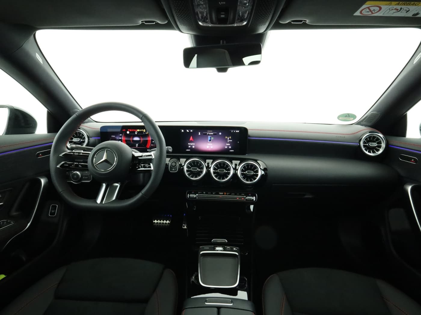 Mercedes-Benz CLA 180 Coup Bild 19