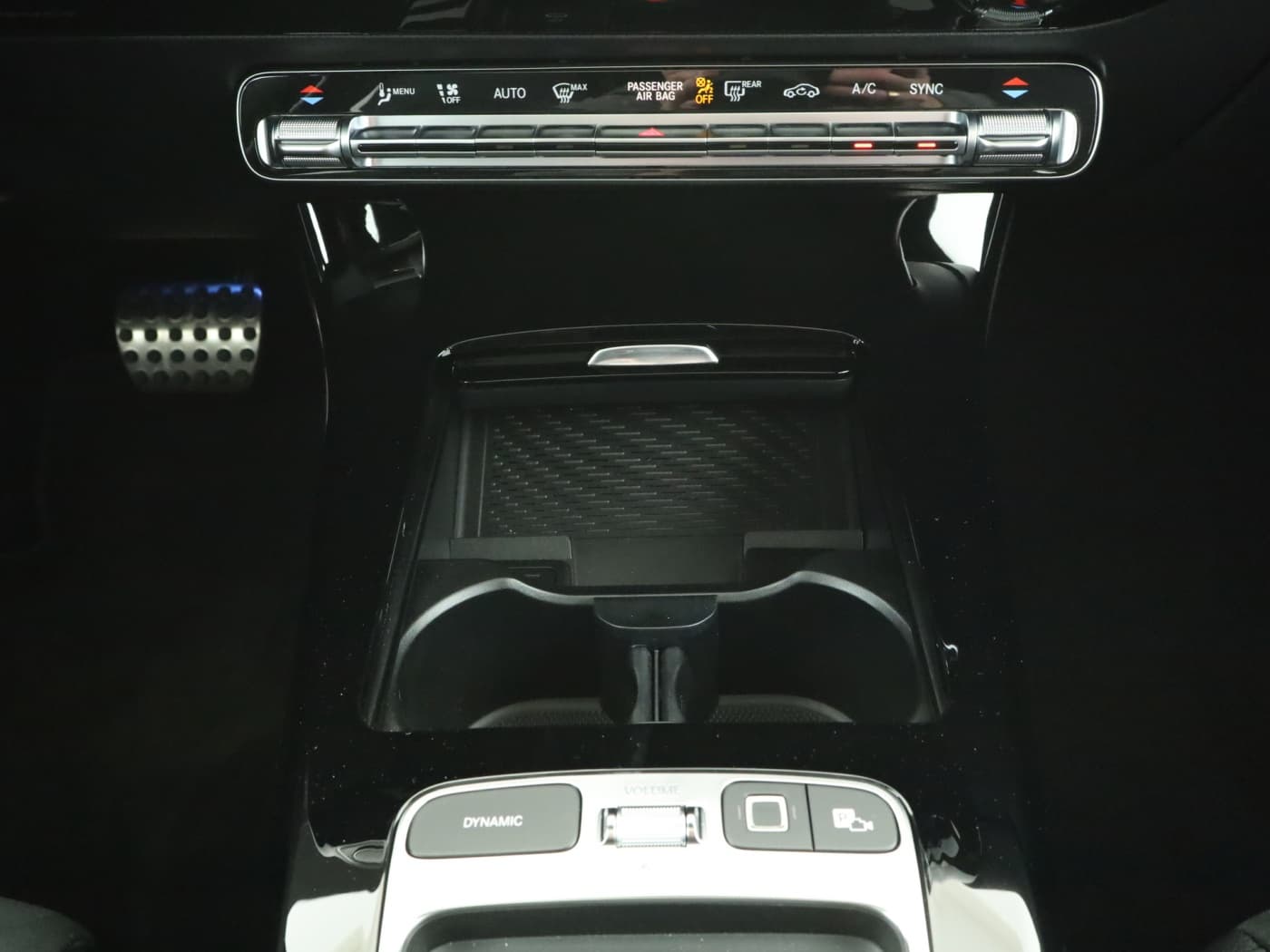 Mercedes-Benz CLA 180 Coup Bild 24
