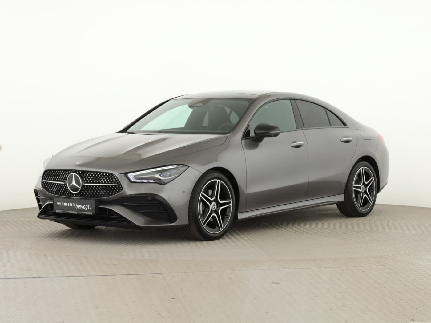 Mercedes-Benz CLA 180 Coup Bild 5