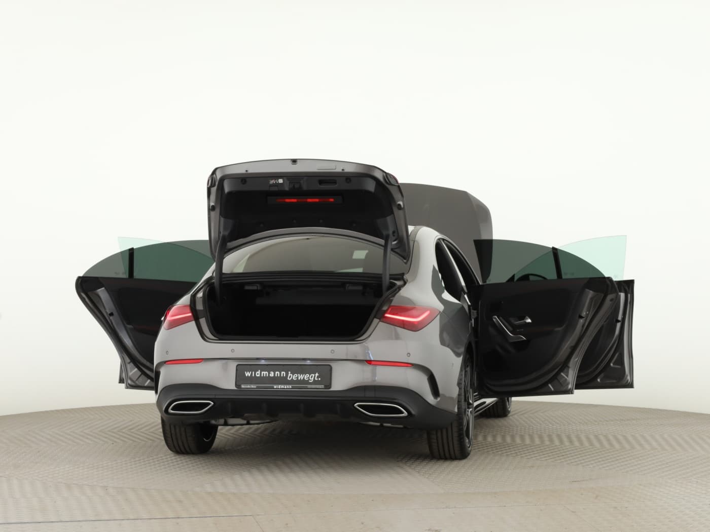 Mercedes-Benz CLA 180 Coup Bild 9