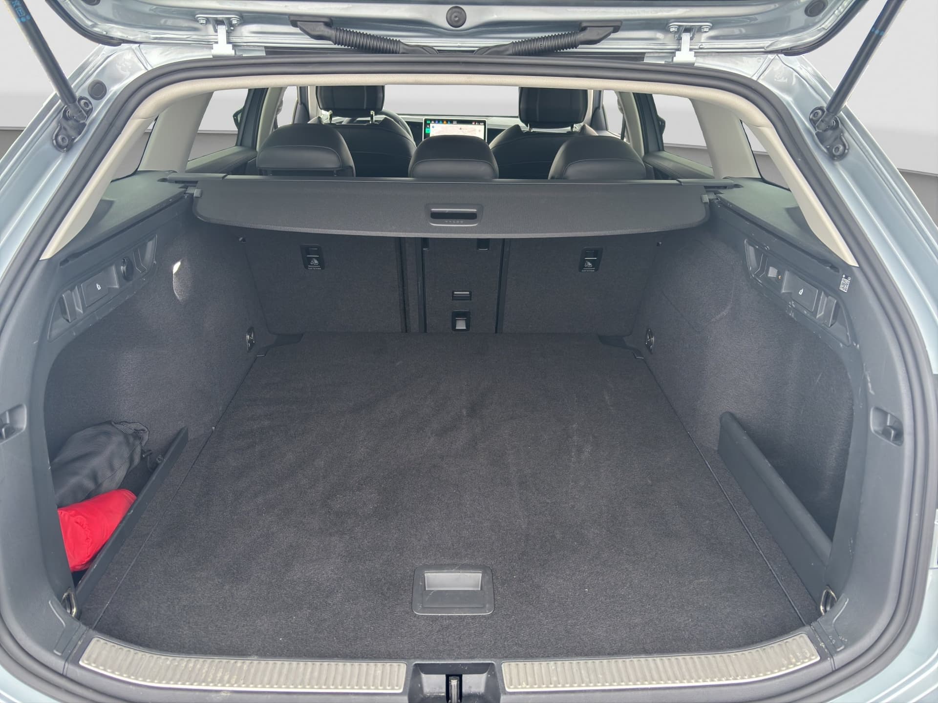 Volkswagen Passat Business 1.5 TSI 150 PS DSG NAVI AHK Kamera Bild 15