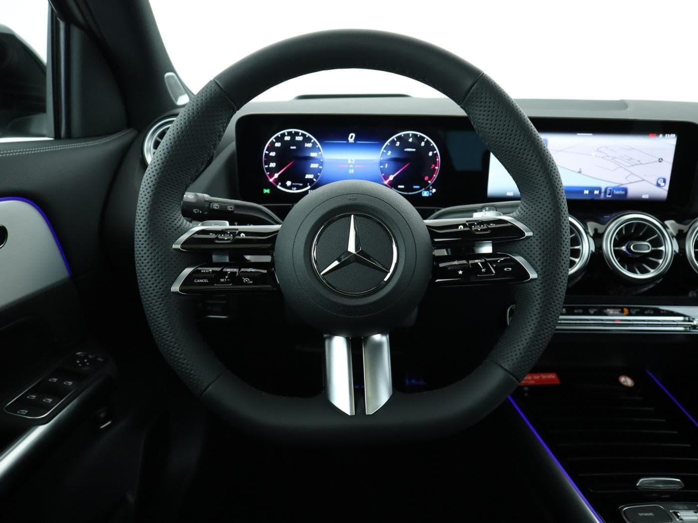 Mercedes-Benz GLA 250 4M Bild 11