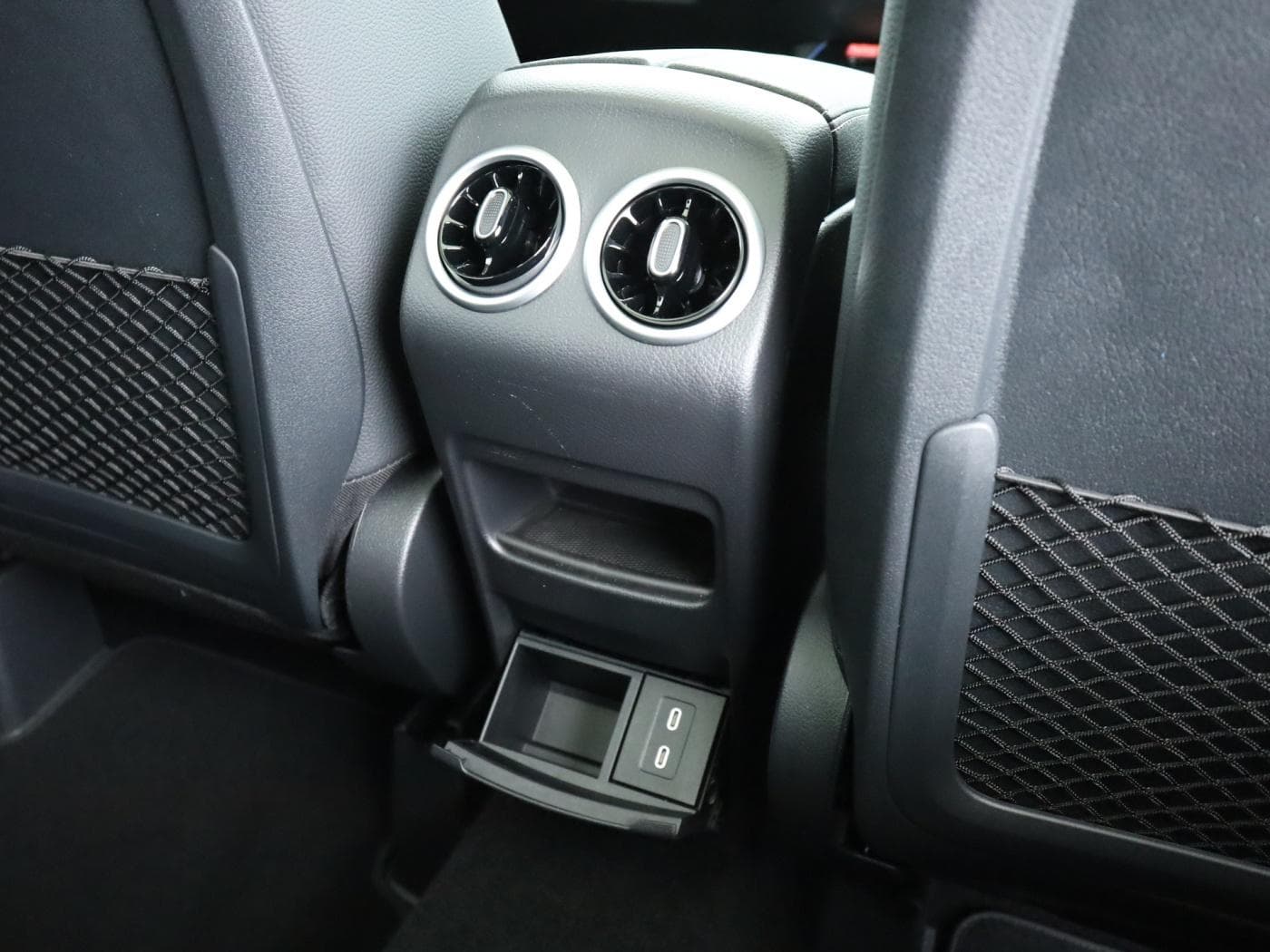 Mercedes-Benz GLA 250 4M Bild 24