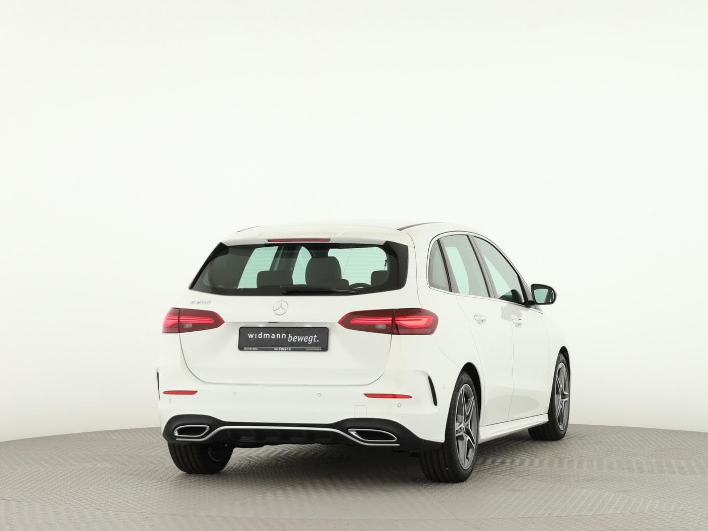 Mercedes-Benz B 200 Bild 2