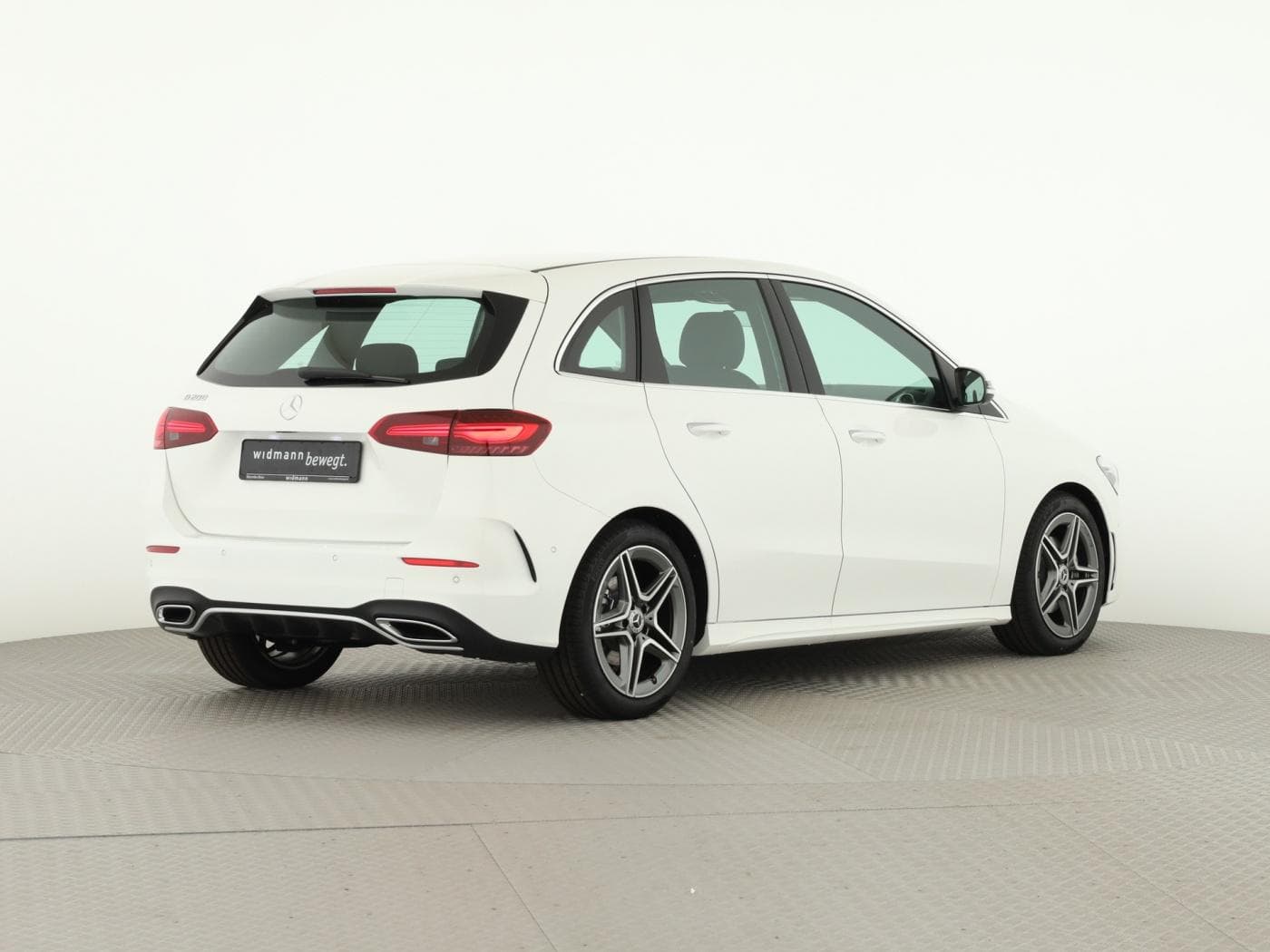 Mercedes-Benz B 200 Bild 6