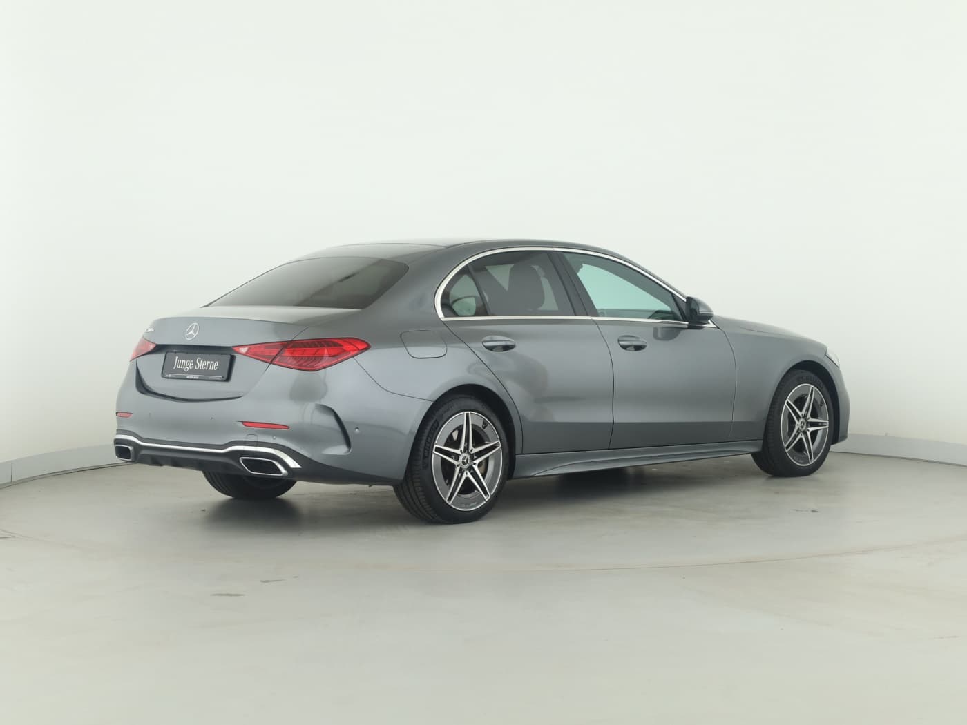 Mercedes-Benz C 300 e Bild 6