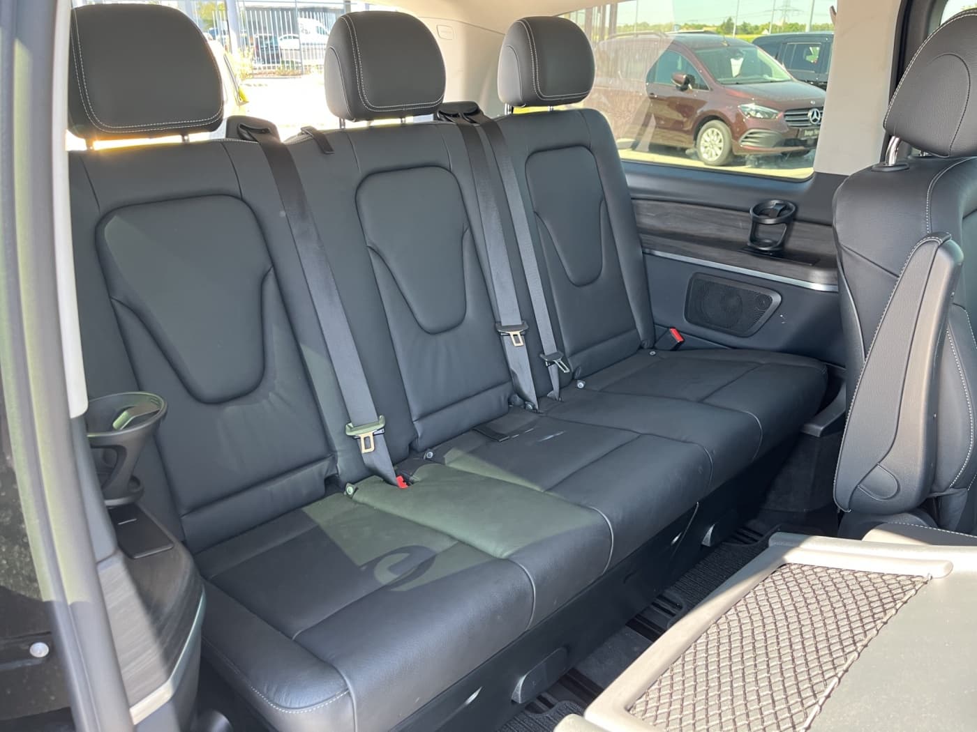 Mercedes-Benz V 250 d AVANTGARDE Bild 22