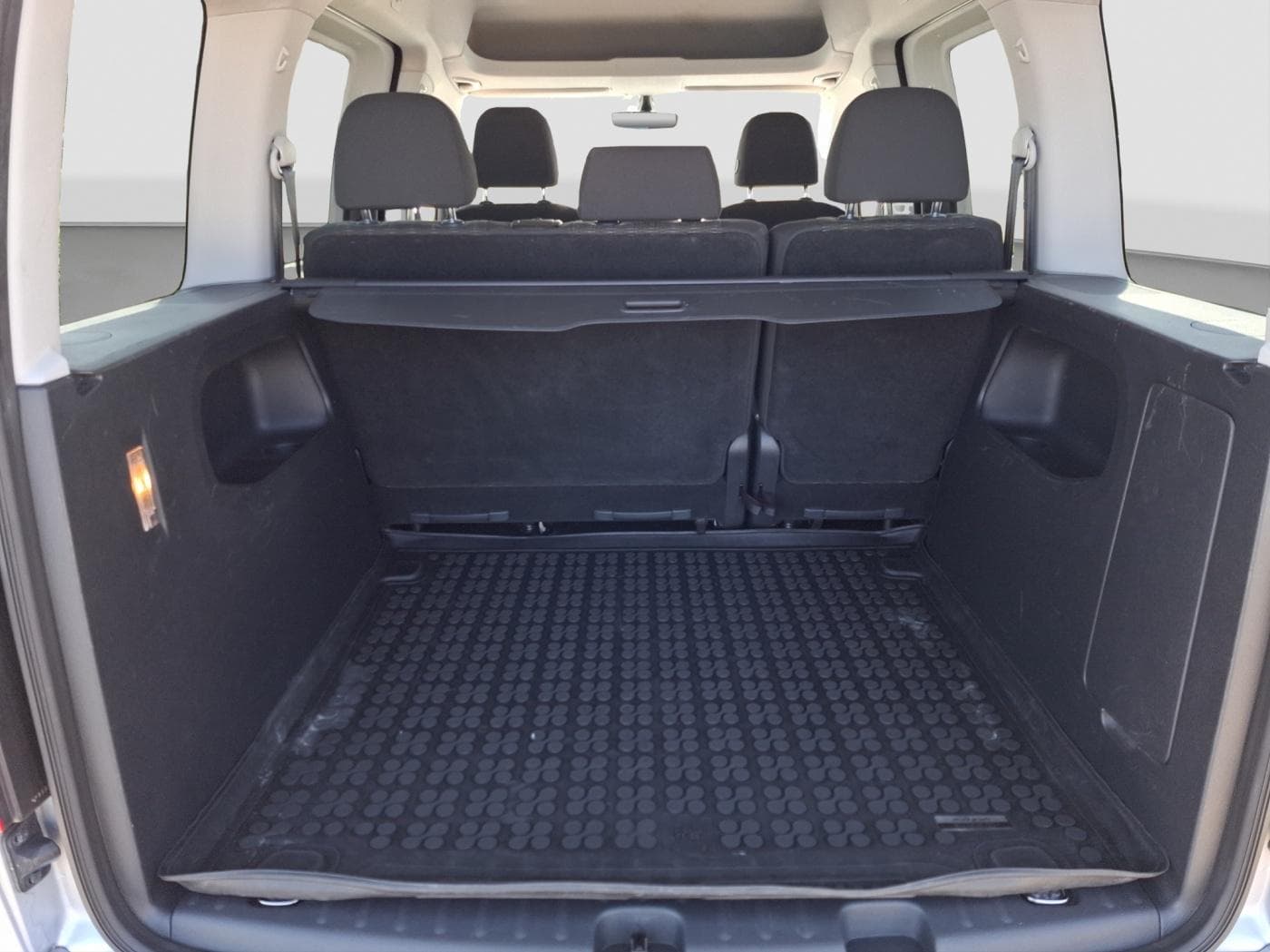 Volkswagen Caddy Comfortline BMT Bild 17