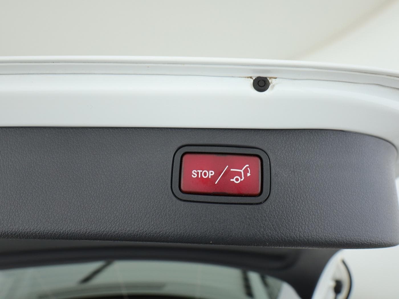 Mercedes-Benz C 220 d T Bild 23