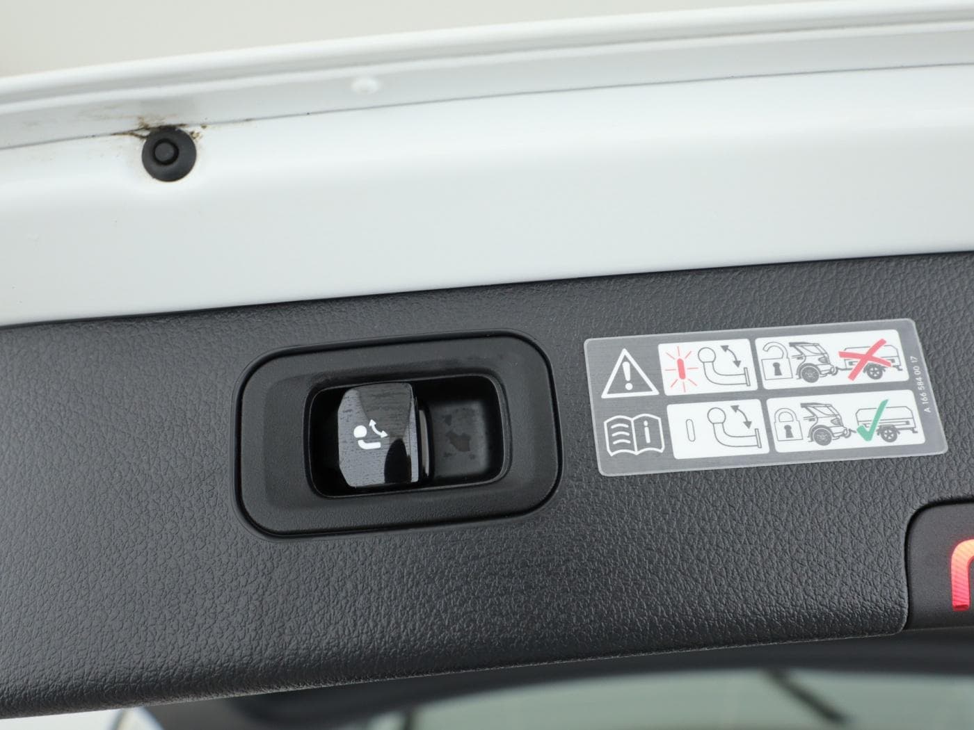 Mercedes-Benz C 220 d T Bild 24