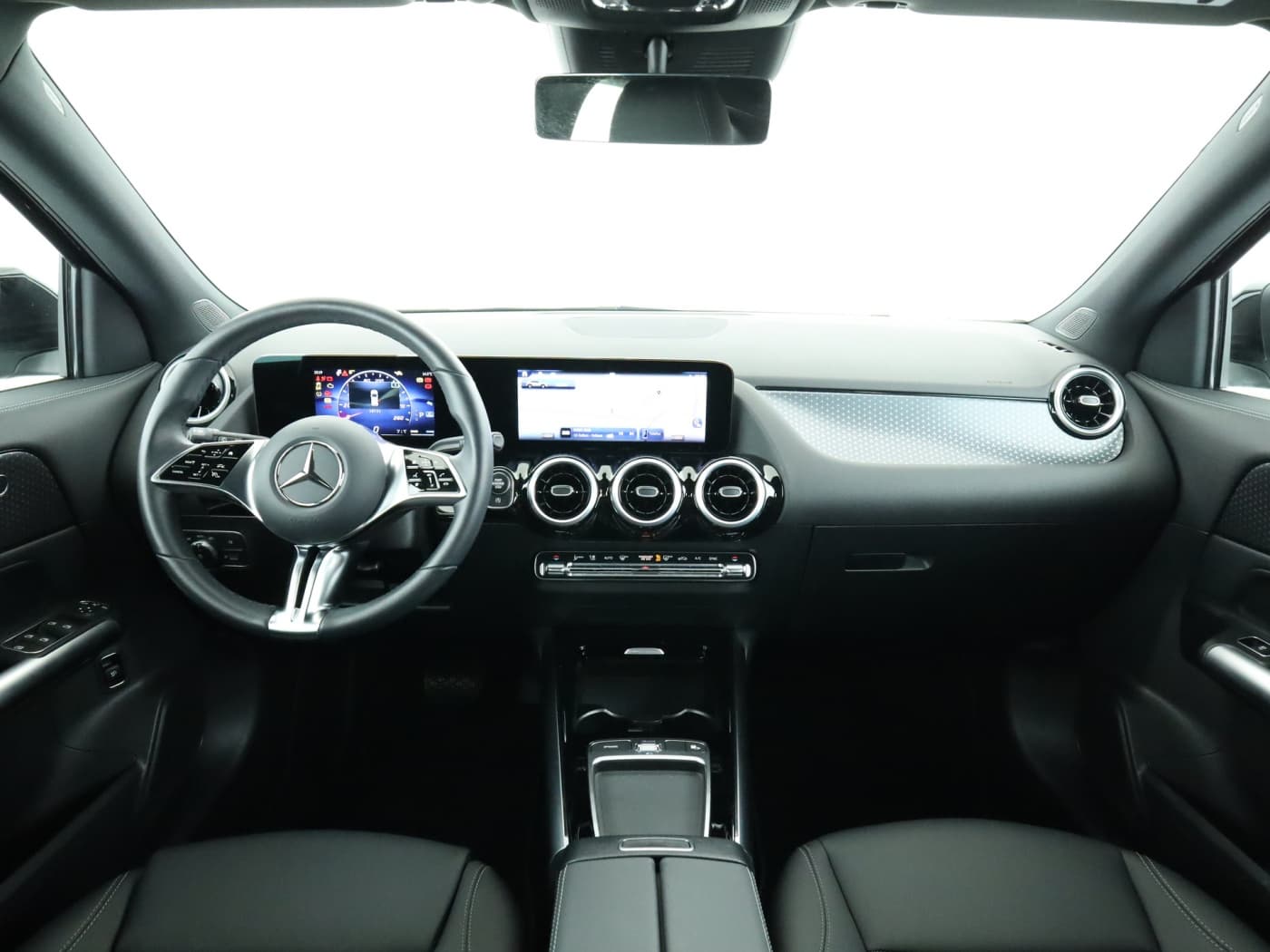 Mercedes-Benz GLA 200 Bild 19