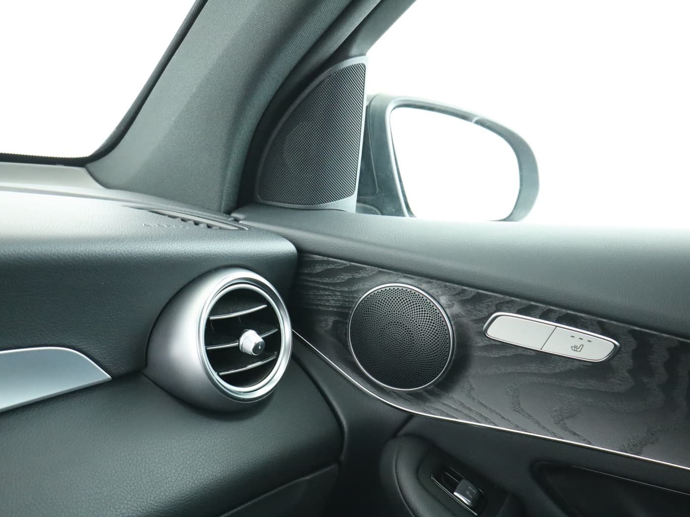 Mercedes-Benz GLC 300 de 4M Bild 16