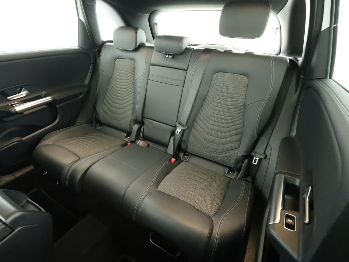 Mercedes-Benz B 180 d Bild 18