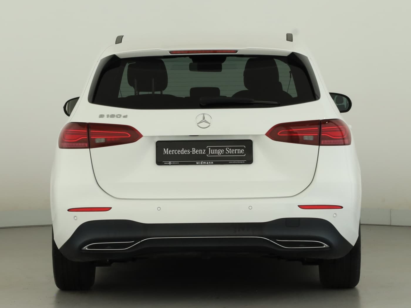 Mercedes-Benz B 180 d Bild 4