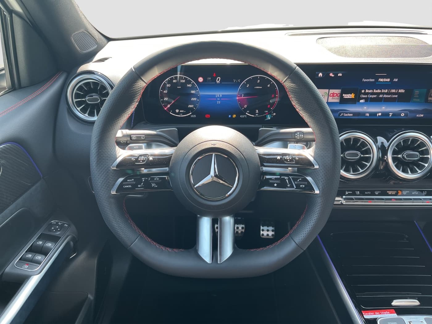 Mercedes-Benz GLB 220 d 4MATIC Bild 10