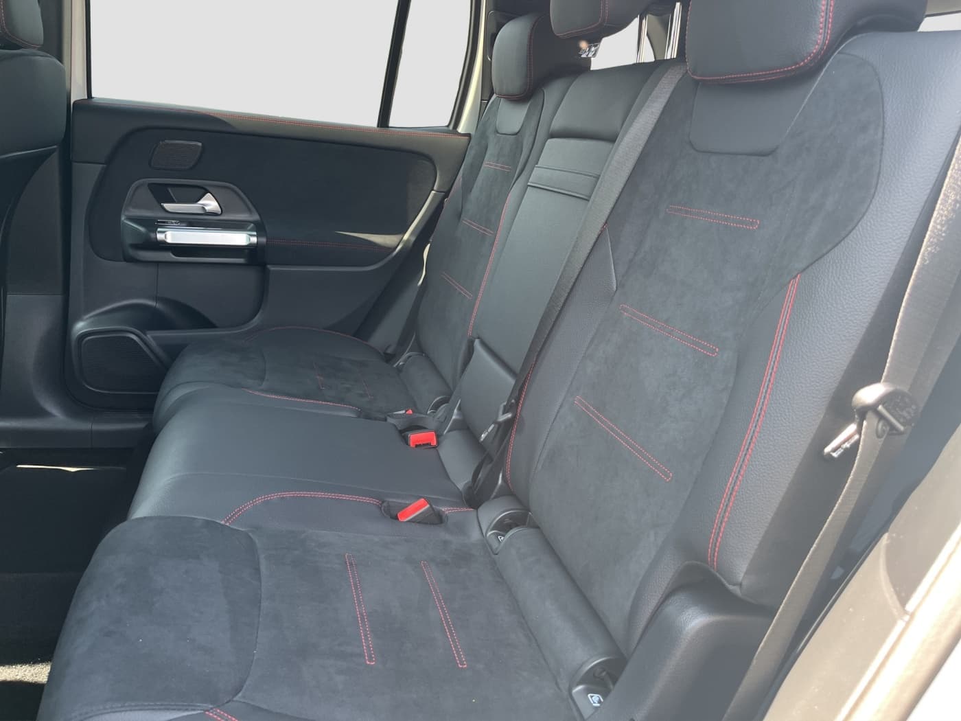 Mercedes-Benz GLB 220 d 4MATIC Bild 16
