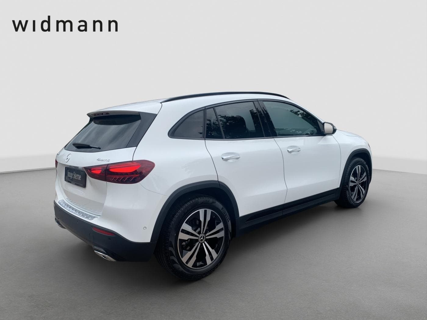 Mercedes-Benz GLA 200 d 4M Bild 2
