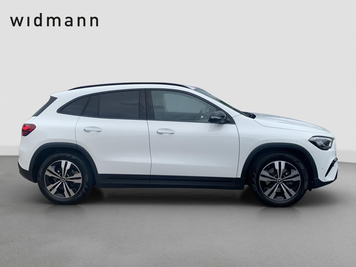 Mercedes-Benz GLA 200 d 4M Bild 6