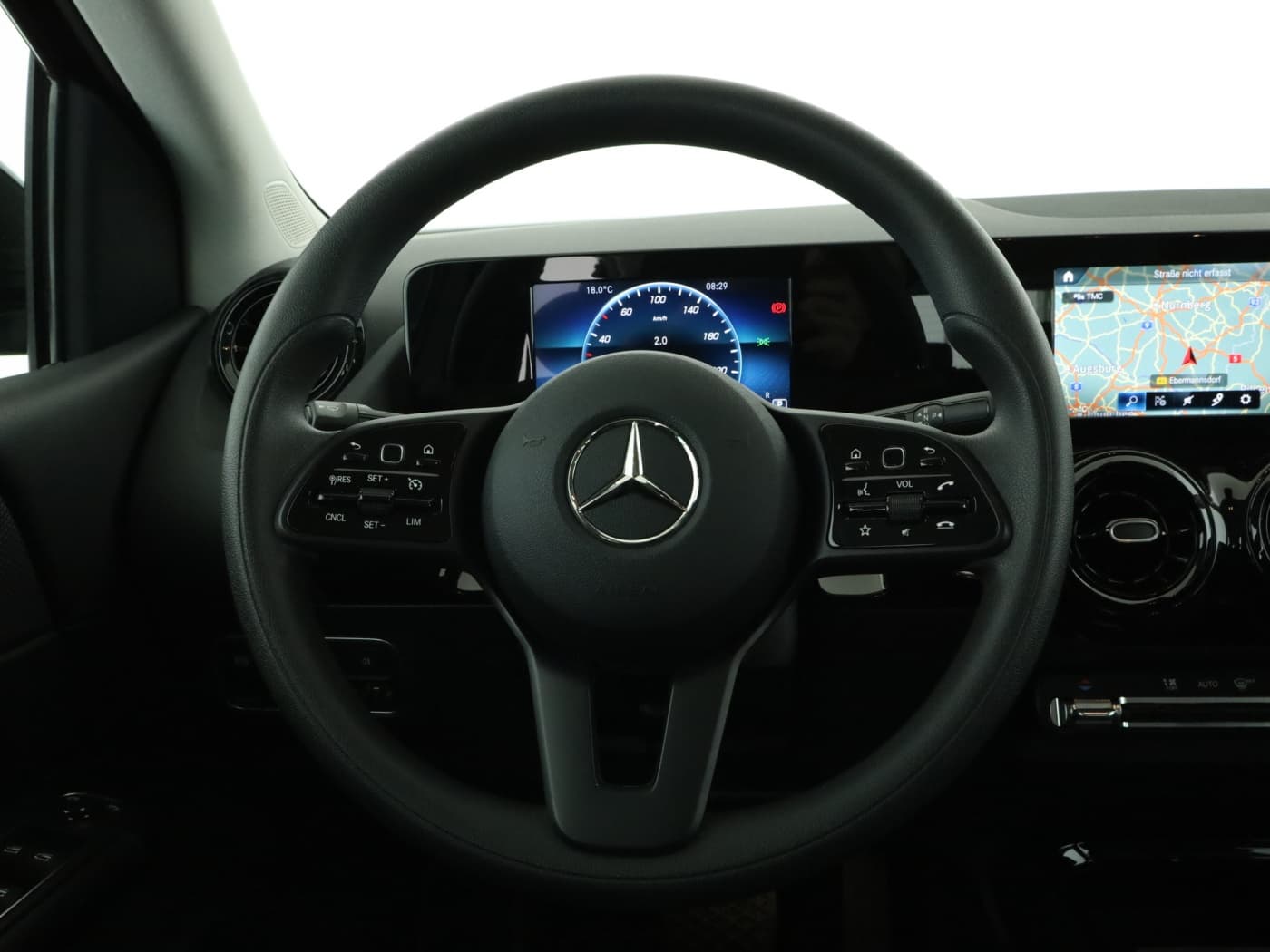 Mercedes-Benz B 200 d Bild 11