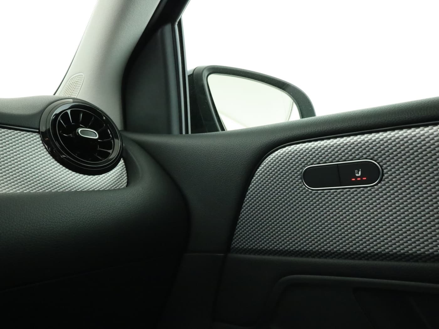 Mercedes-Benz B 200 d Bild 16