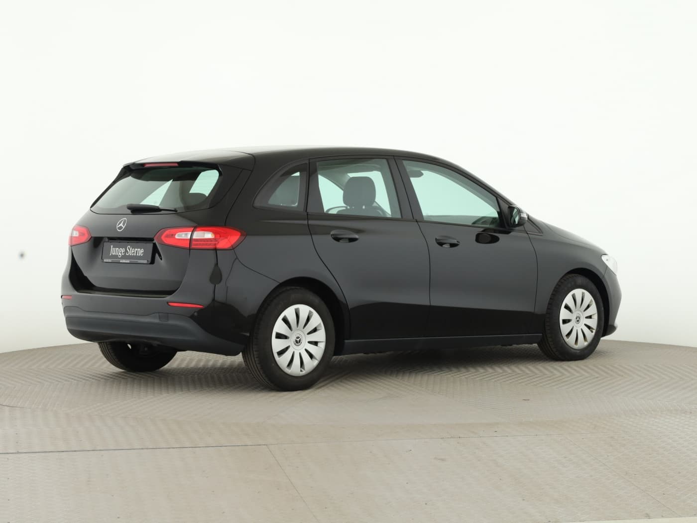 Mercedes-Benz B 200 d Bild 6