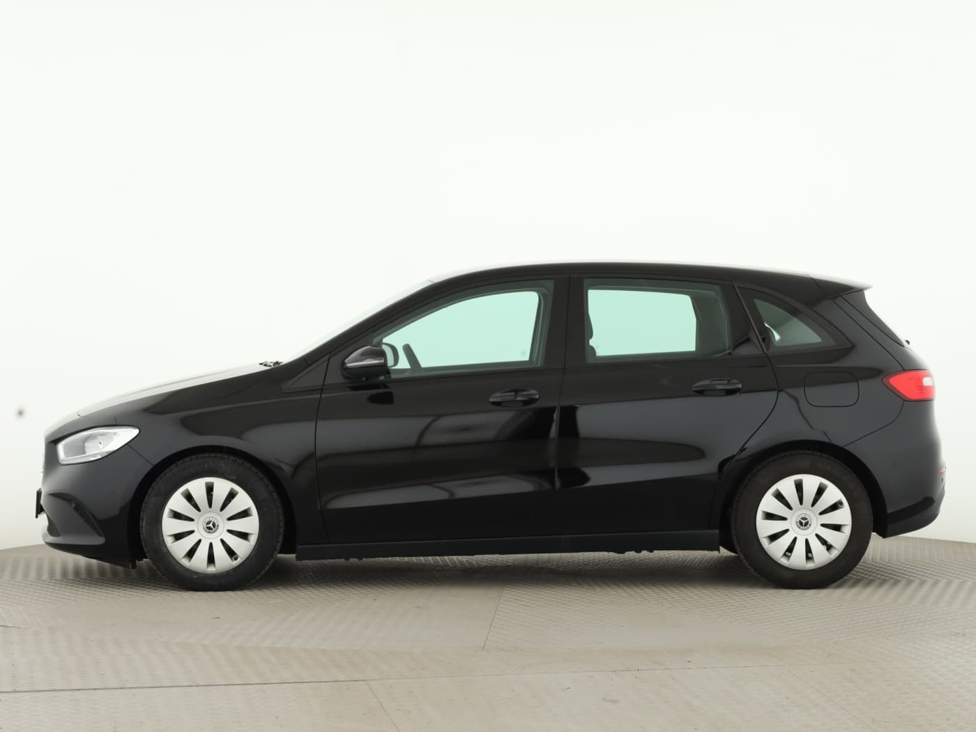 Mercedes-Benz B 200 d Bild 7