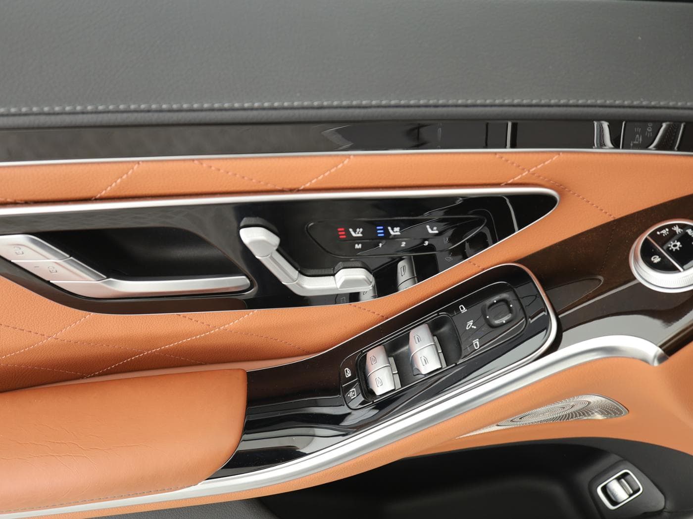 Mercedes-Benz S 400 d 4M Bild 20