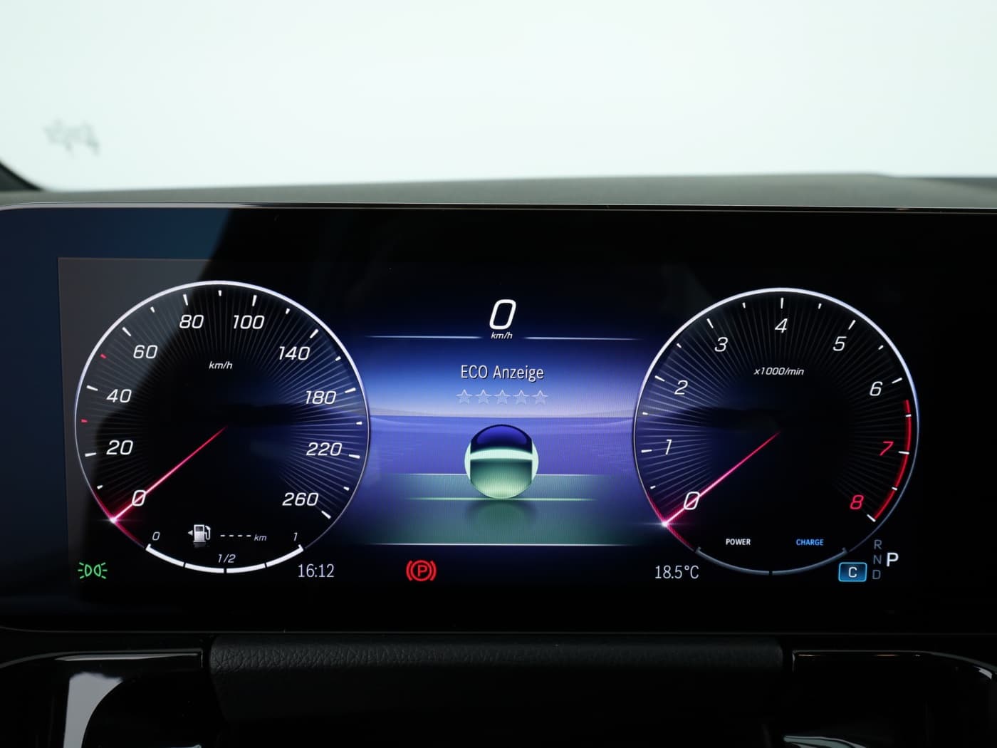 Mercedes-Benz GLA 200 Bild 12