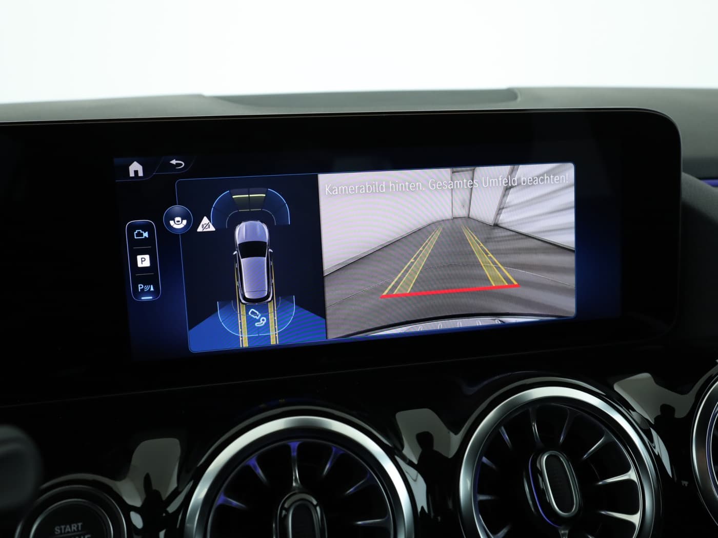 Mercedes-Benz GLA 200 Bild 27
