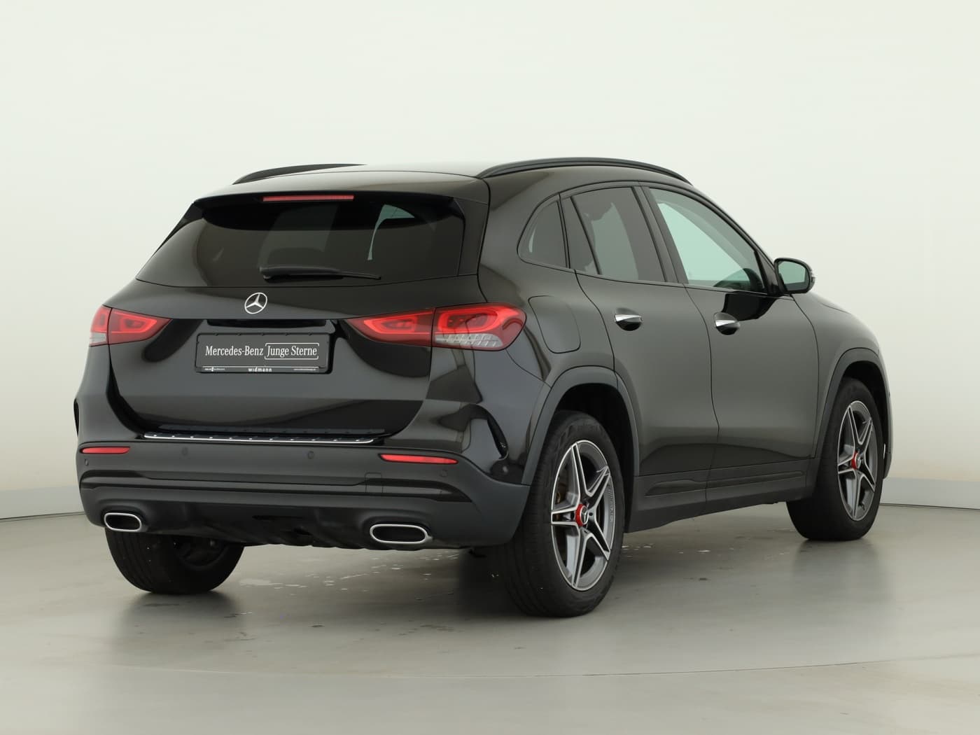 Mercedes-Benz GLA 250 e Bild 2