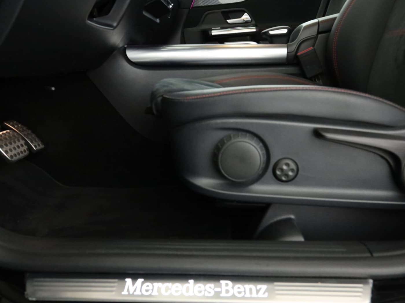 Mercedes-Benz GLA 250 e Bild 27