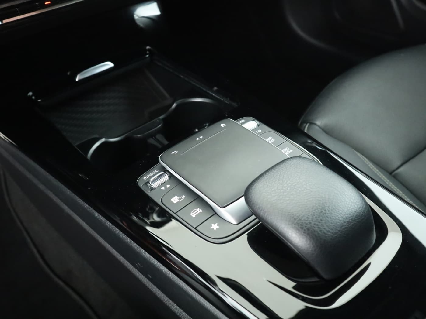 Mercedes-Benz CLA 250 e Bild 15