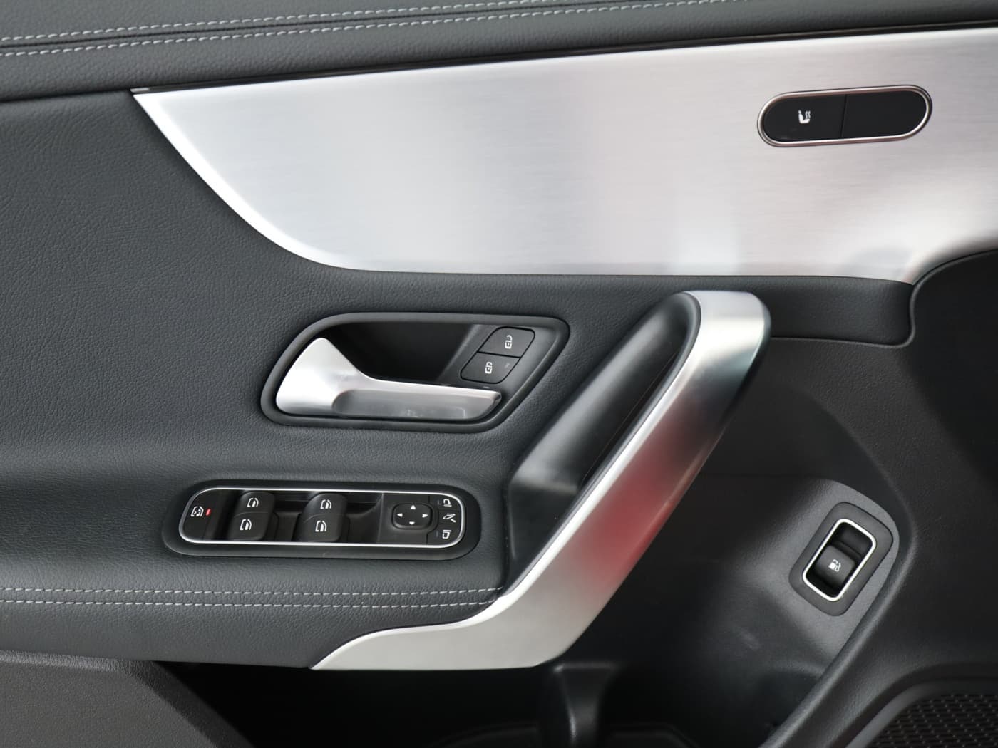 Mercedes-Benz CLA 250 e Bild 20