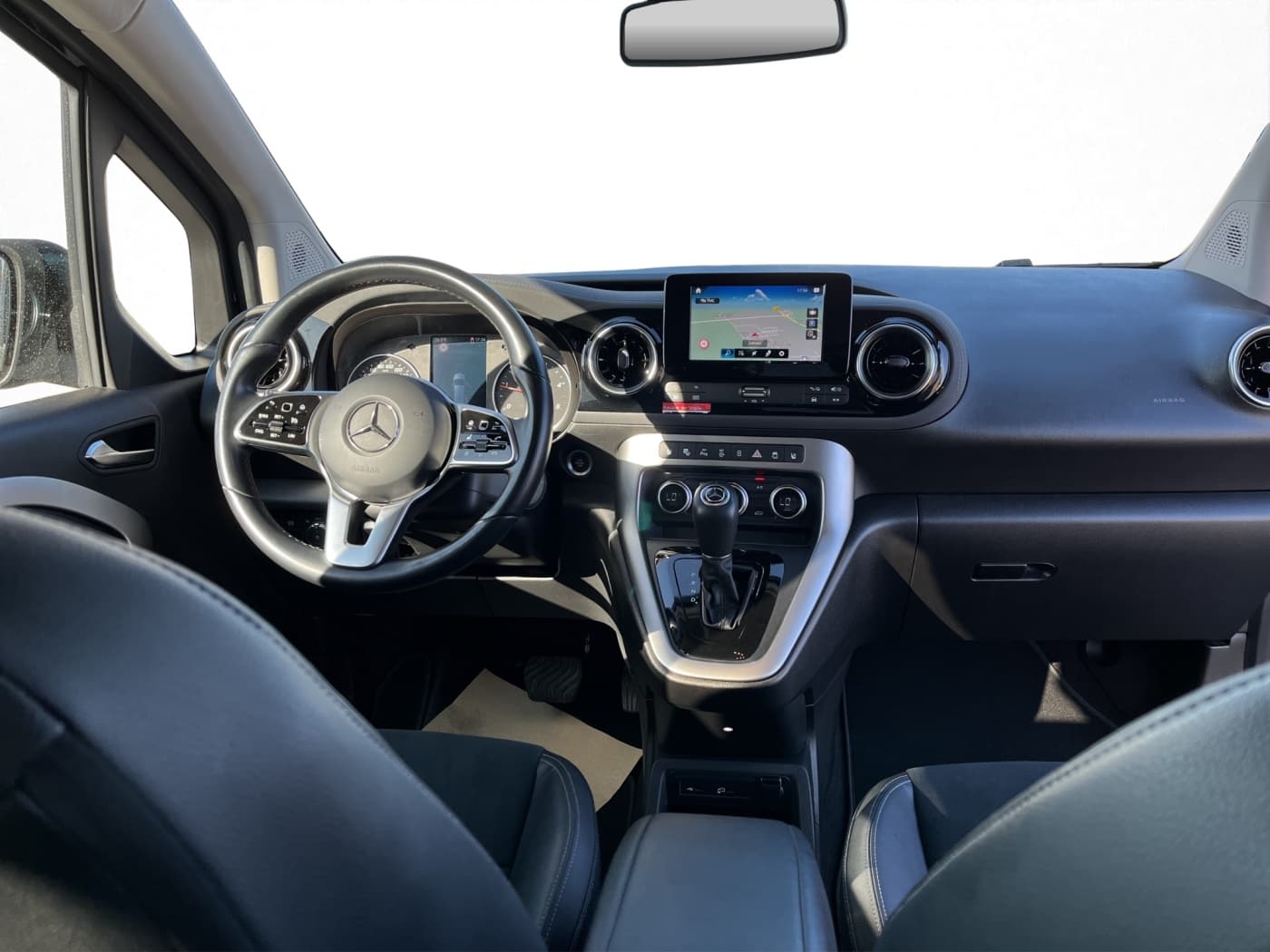 Mercedes-Benz T 180 d PROGRESSIVE Bild 9