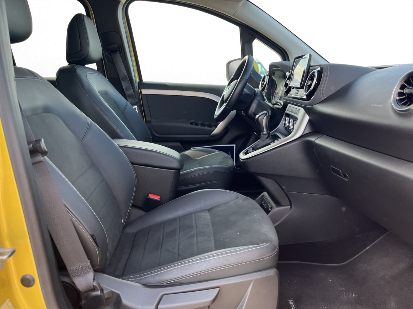 Mercedes-Benz T 180 d PROGRESSIVE Bild 14