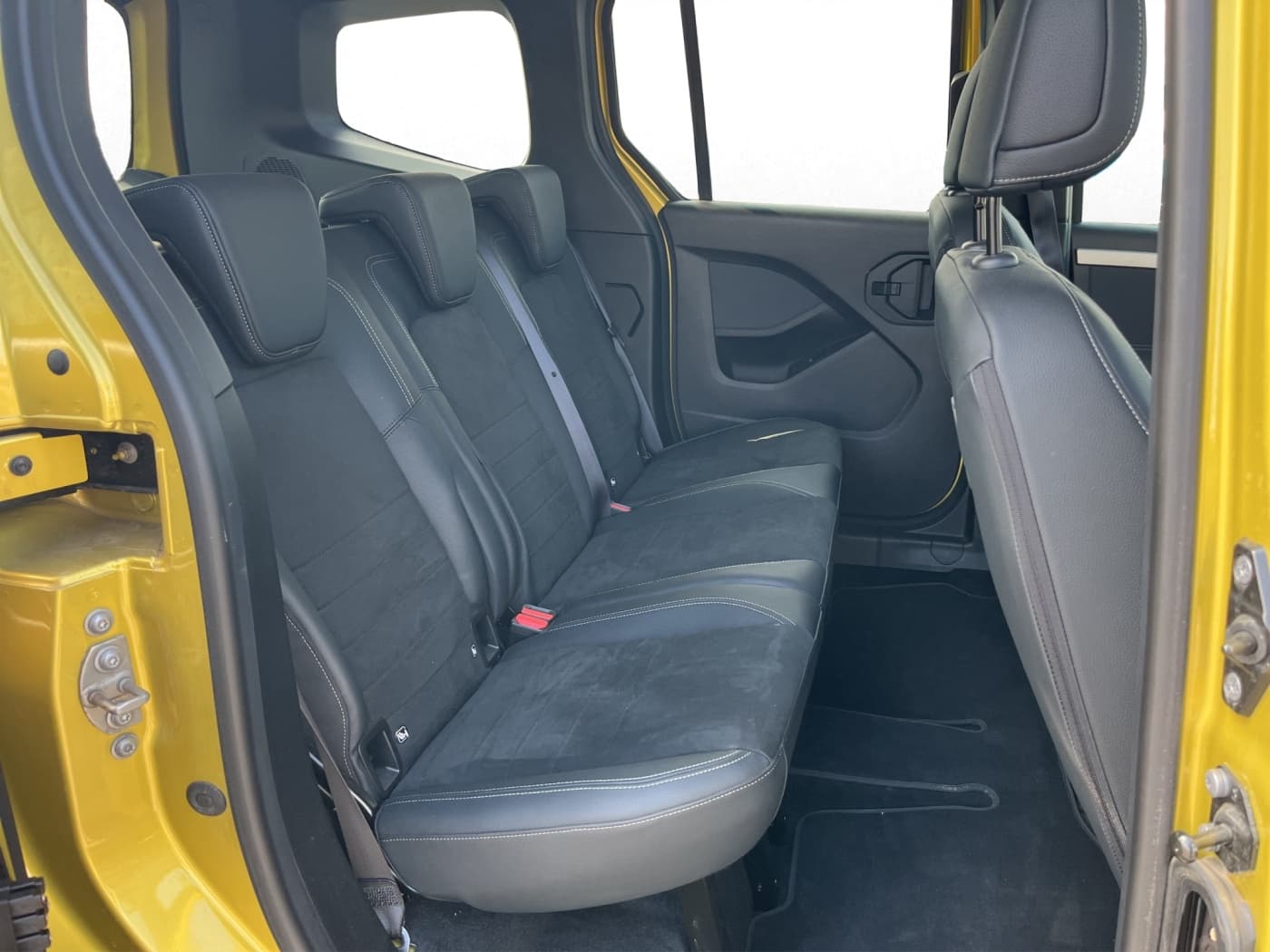 Mercedes-Benz T 180 d PROGRESSIVE Bild 15